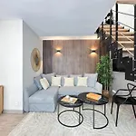Stylish & Chic Duplex Near Eiffel Tower * Παρίσι