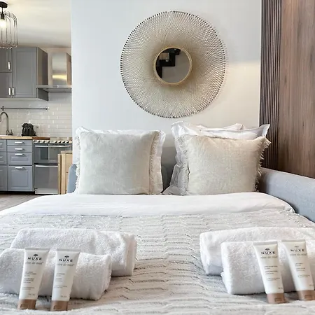 Stylish & Chic Duplex Near Eiffel Tower Lejlighed