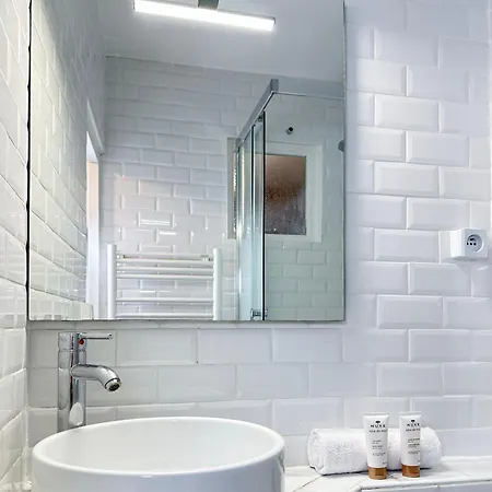 公寓 Stylish & Chic Duplex Near Eiffel Tower 巴黎