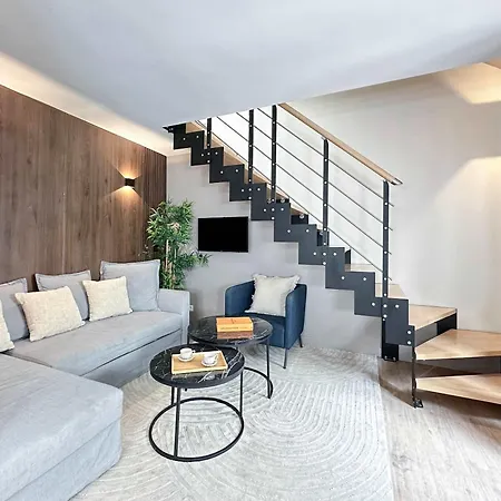 Stylish & Chic Duplex Near Eiffel Tower 公寓 *