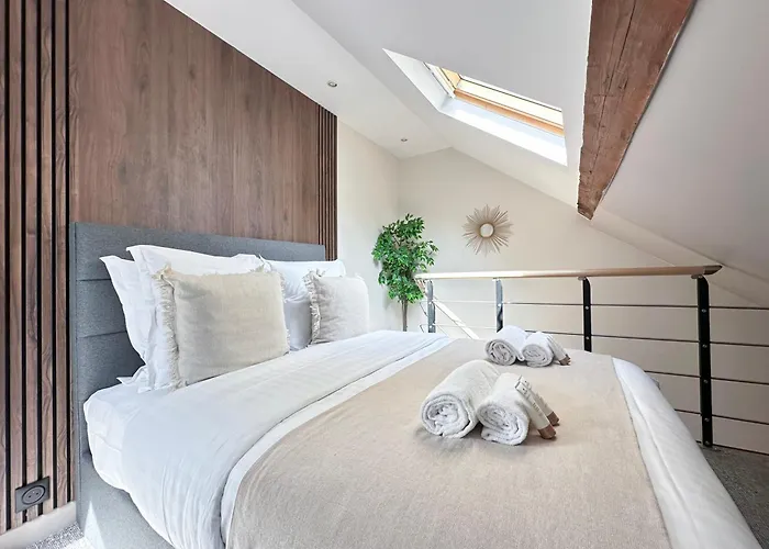 Stylish & Chic Duplex Near Eiffel Tower Apartament Paryż